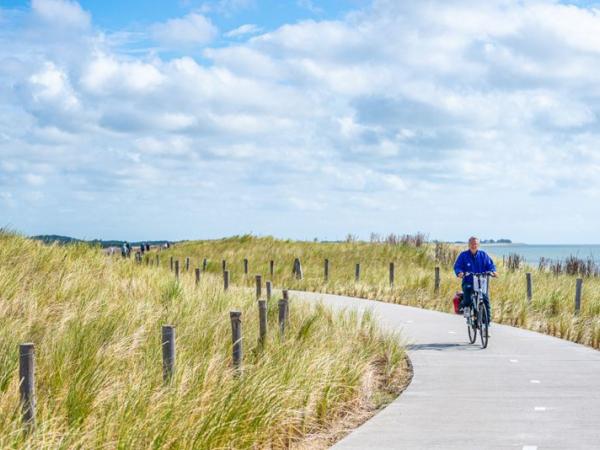 Cyclist on Texel