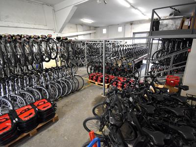 Bike-Hall-01