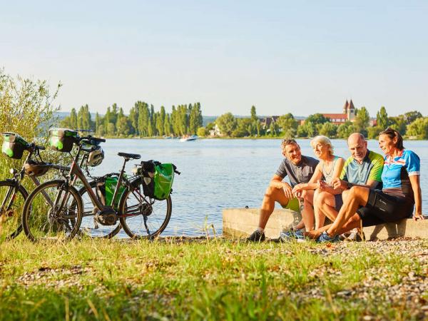 Cyclists in Reichenau