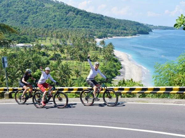 Cyclists on the coast