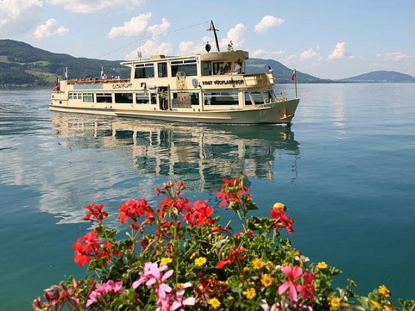 Lake Attersee shipping