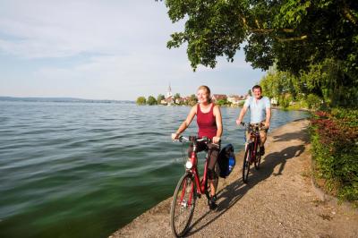 Cyclists in Berlingen