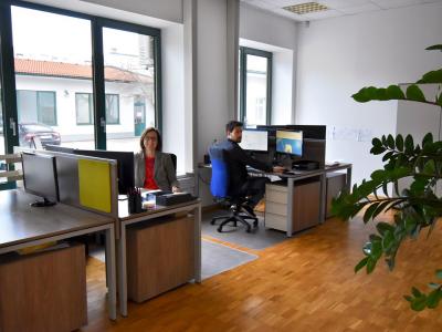 Front-Office-03