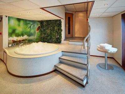 MS Carissima - wellness area / sauna / whirlpool