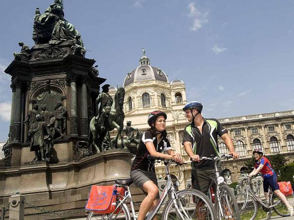 Wien - Museum - Marien Teheresien Denkmal