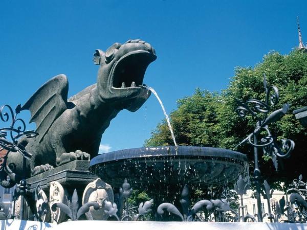 Lindwurmbrunnen Klagenfurt