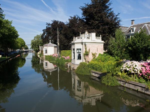 Canal in Edam