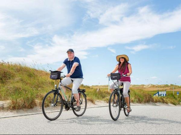 Deutschland Nordsee - Sankt-Peter-Ording Radfahrer