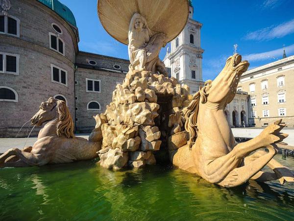 Salzburg Residenzplatz 