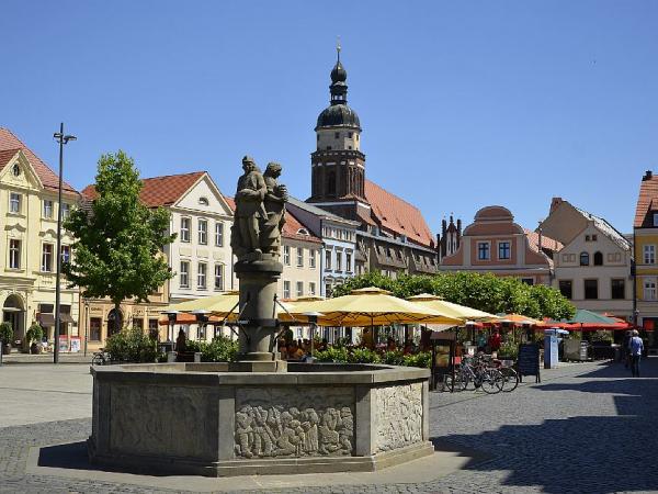 Marktbrunnen am Altmarkt und St.Nikolai, Cottbus