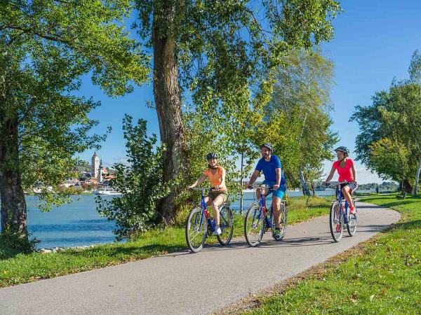 Cyclists in Wachau Valley