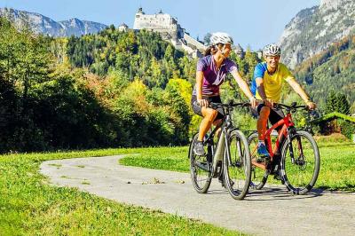 Hohenwerfen Castle - Tauern cycle path 