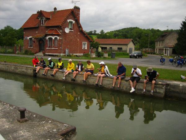 cycle break near the water