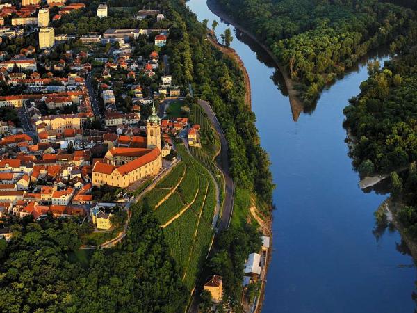 Melnik at the Elbe bike trail