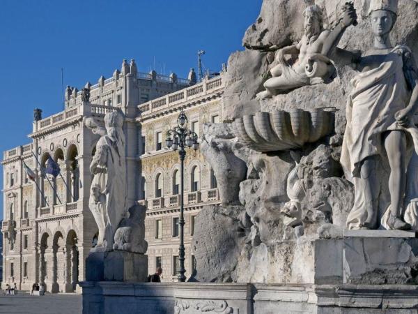 Piazza Unita, Triest