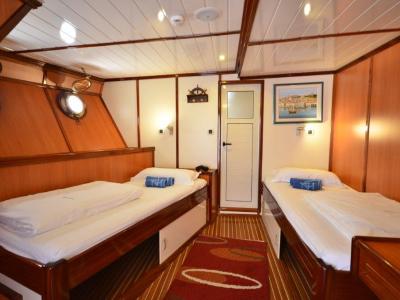 Princeza Diana double cabin